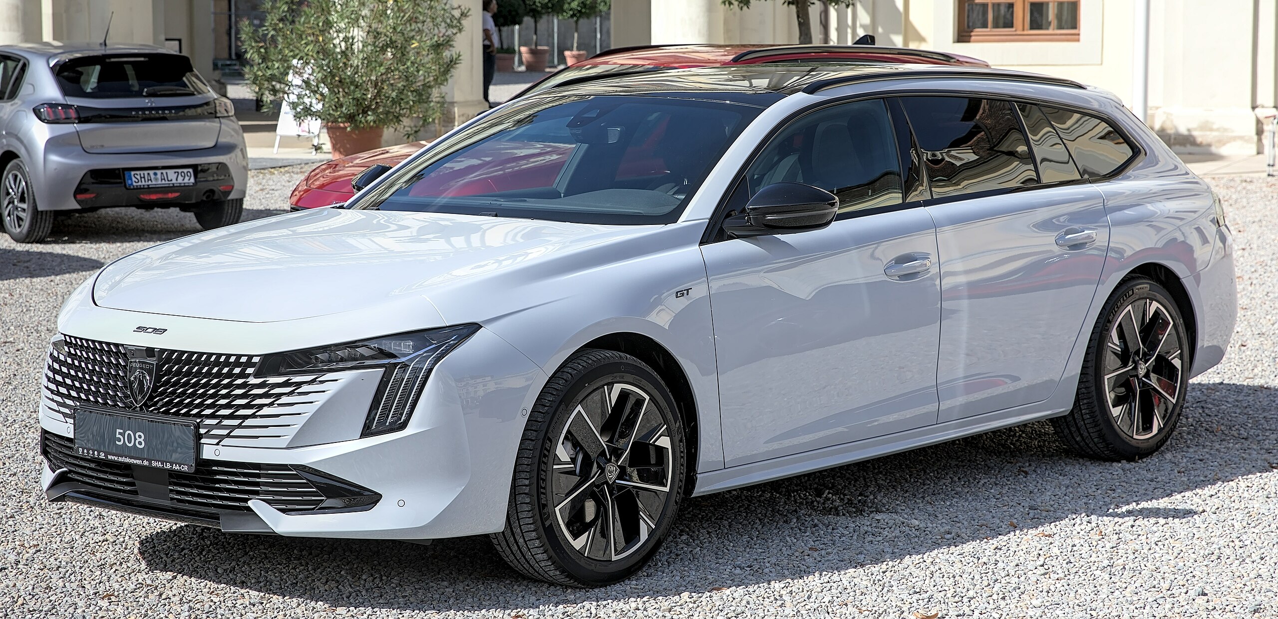 Peugeot 508 (2023) - pictures, information & specs