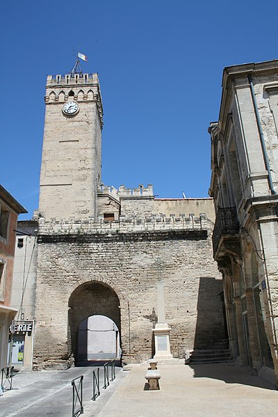 File:Pignan tour horloge.JPG