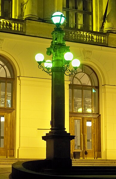 File:Plac politechniki latarnia.jpg