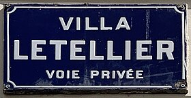 Voir la plaque.