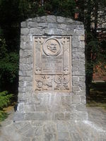 Odbudowany pomnik Stefana Łaszewskiego w Toruniu (pierwszy wojewoda pomorski II Rzeczypospolitej)