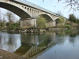 3 bogen van de Priay-brug