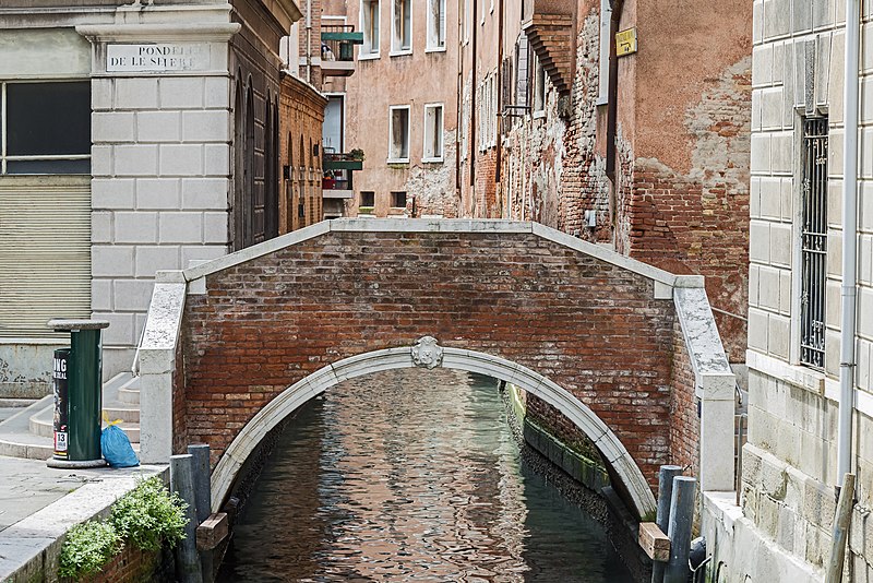 File:Ponte de le Sechere (Venice).jpg