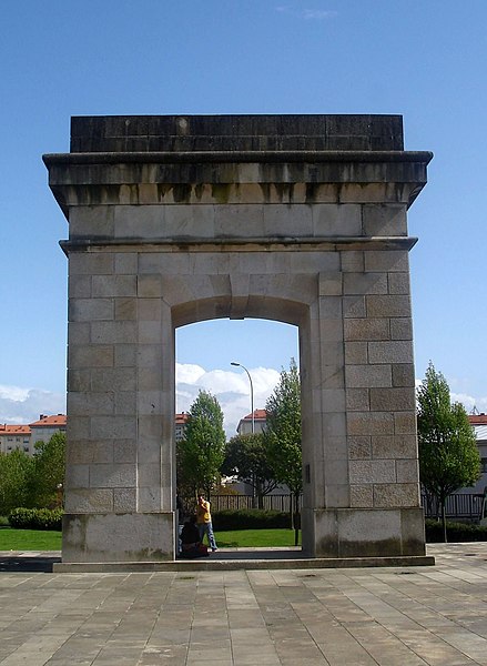 File:Porta Nova.JPG