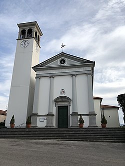 Qualso - Chiesa Assunta 02.jpg