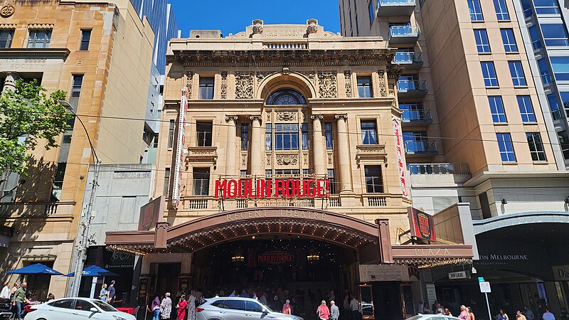 File:Regent Theatre in Collin Street, Melbourne.jpg