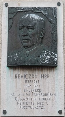 Emléktáblája Budapesten
