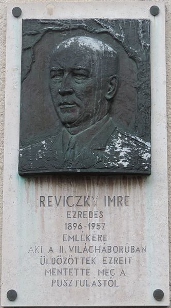 File:Reviczky Imre Mandula utca 25..JPG