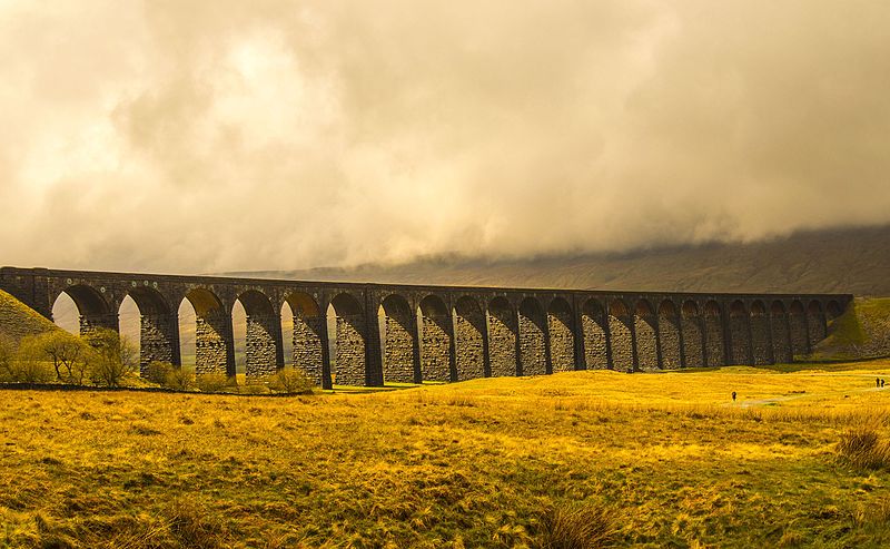 File:RibbleheadViaduct.jpg