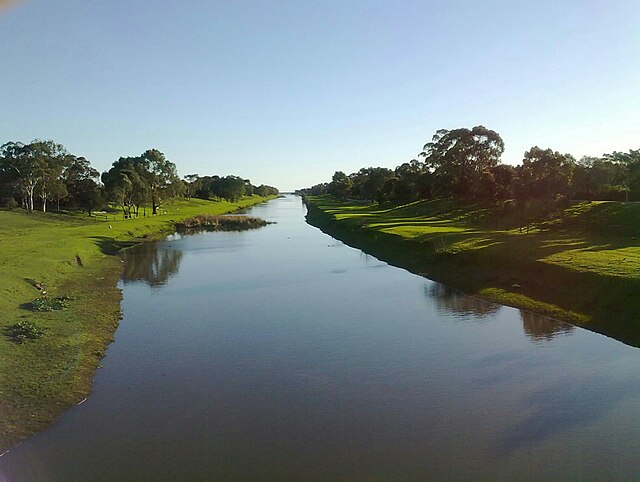View west towards the Torrens outlet from the Davis Bridge, Tapleys Hill Road