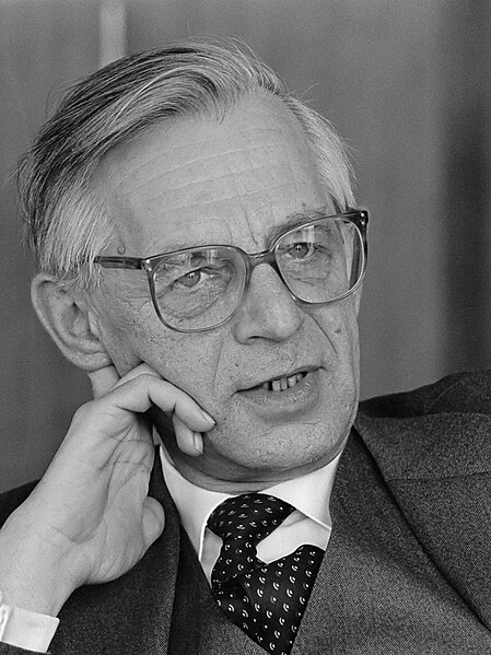 File:Roelof Nelissen (1985).jpg