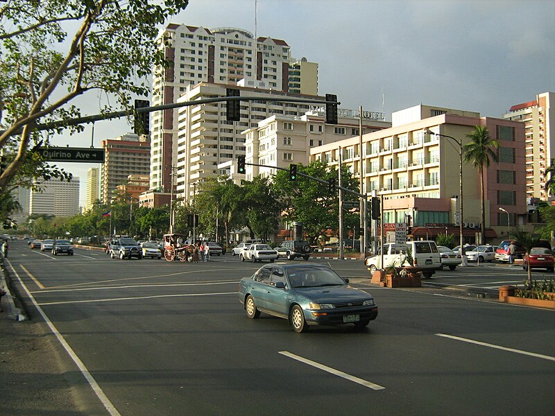 File:Roxas Boulevard.jpg