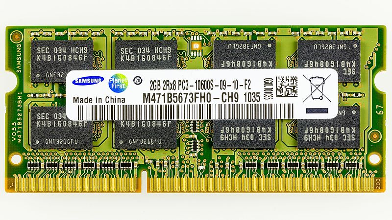 File:Samsung M471B5673FH0-CH9 - SO-DIMM 2GB-0648.jpg