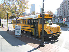 Un autobus scolaire américain typique à Atlanta.