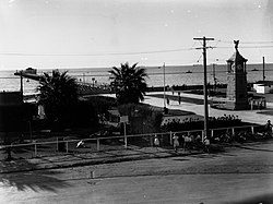 The Semaphore Jetty of Adelaide c 1936 Semaphore beach showing jetty and square(GN10070).jpg