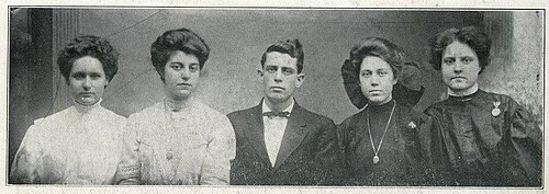 Senior class picture. Left to right: Maude Jones, Mary Morgan, Ralph Cook, Hazel Warren, Cora Ferguson.