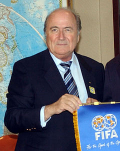Joseph Blatter, presidente de la FIFA en 1998, estuvo presente en el evento.