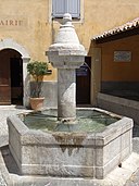 Sigale - La fontana.JPG