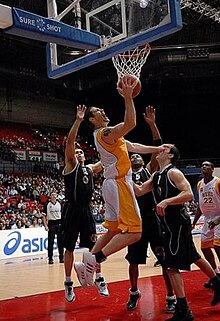 Skouson Harker competing in the British Basketball League Skouson Harker, Worcester Wolves BBL.jpg