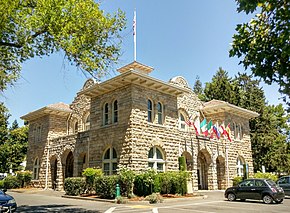 Ayuntamiento de Sonoma 2016.jpg