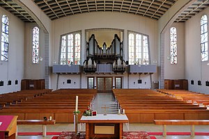 Stephanshart - Kirche, Innenansicht Richtung Orgelempore.JPG