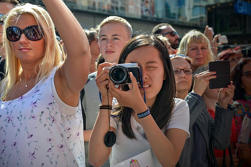 File:Stockholm Pride 2015 Parade by Jonatan Svensson Glad 86.JPG