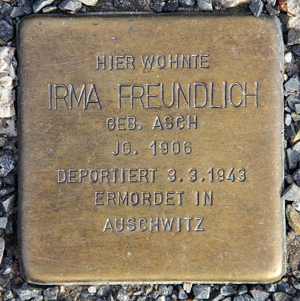 File:Stolperstein Altonaer Str 26 (Hansa) Irma Freundlich.jpg