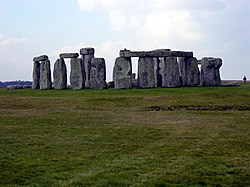 Stonehenge Wide Angle.jpg