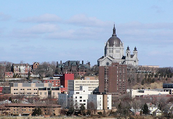 The Cathedral of St. Paul overshadows mansions on east Summit Avenue