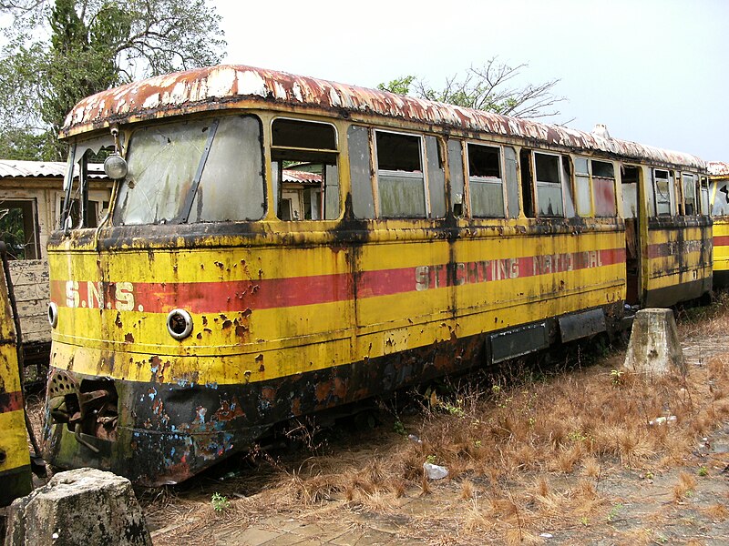 File:Suriname, train at abandoned station of Onverwacht.JPG