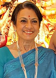Tanuja attending Durga puja in 2021.jpg