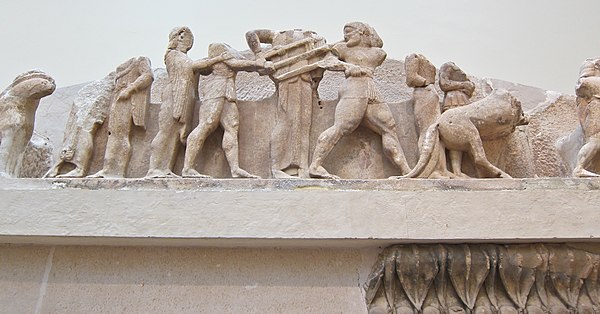 The dispute between Heracles and Apollo.