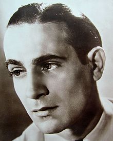 Description de l'image Tino Rossi portrait années 1930.JPG.