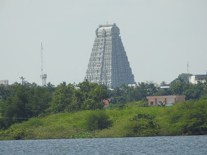 File:Tiruvannamalai temple.jpg