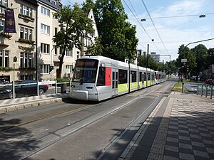 Tram Düsseldorf 2016 1.jpg