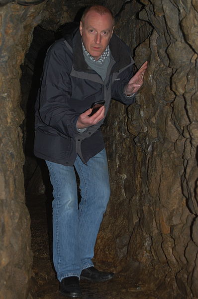 File:Treak Cliff Cavern - interior - Andy Mabbett - 39.JPG