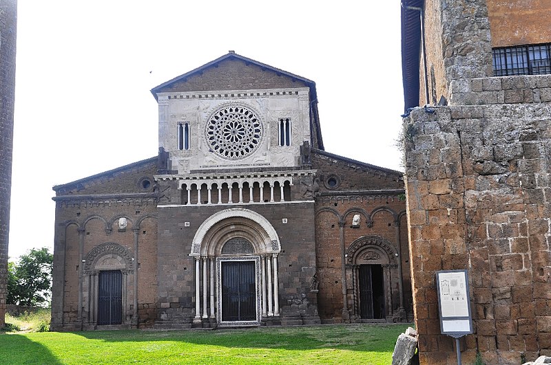 File:Tuscania -Basilica di San Pietro- 2014 by-RaBoe 144.jpg