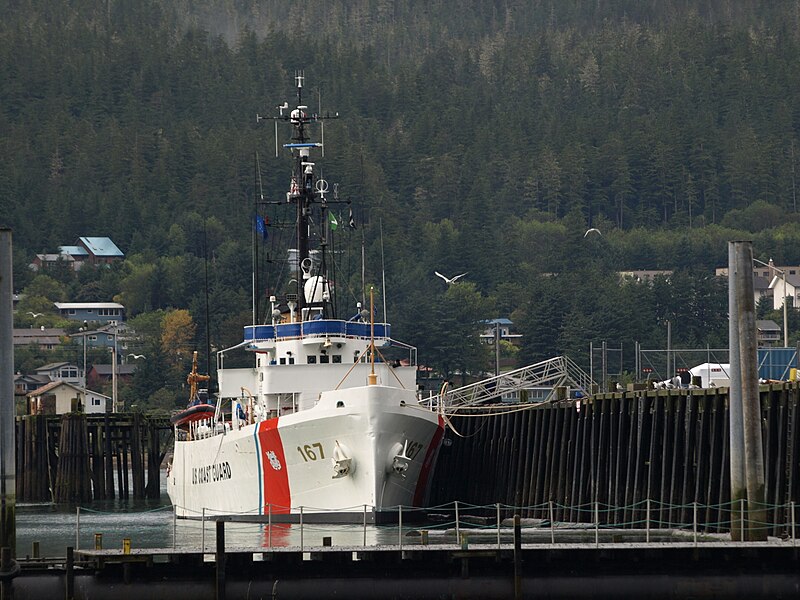 File:USCGC Acushnet (WMEC-167) docked in Juneau, Alaska (USA), on 23 September 2008.jpg