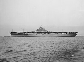 Die USS Intrepid am Tag ihrer Indienststellung