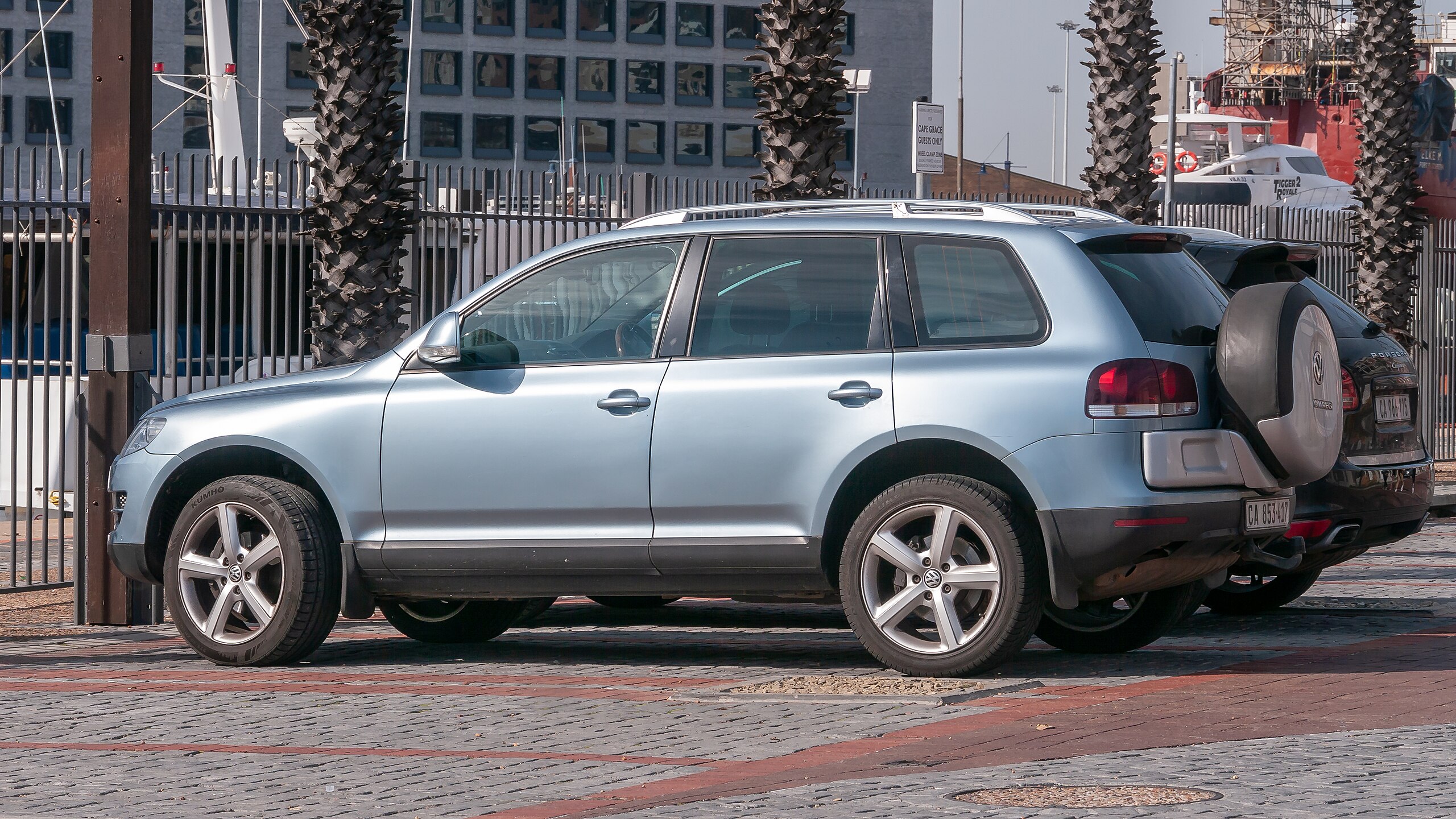 Archivo:VW Touareg, Cape Town (P1050774).jpg - Wikipedia, la enciclopedia  libre