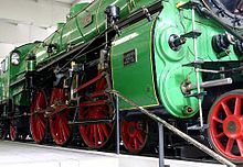 S 3/6 No. 3634 in the Deutsches Museum. Note the worksplate (3315 of 1912) attached to the cylinder cover Verbunddampflokomotive S3-6-2.jpg
