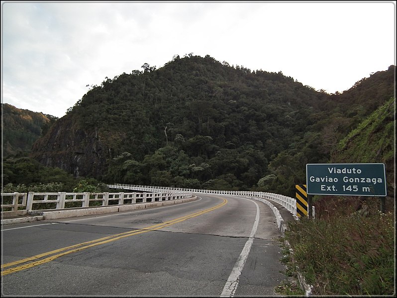 File:Viaduto Gavião Gonzaga. - panoramio.jpg