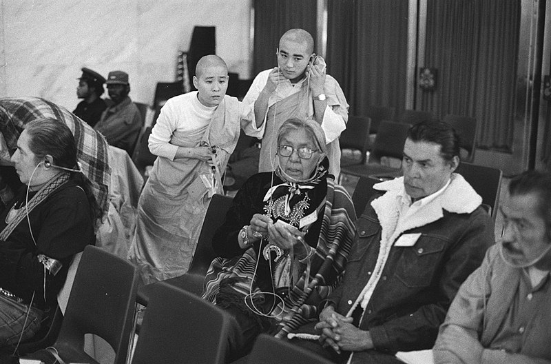 File:Vierde Russel Tribunaal over rechten Indianen in Amerika in De Doelen te Rotterd, Bestanddeelnr 931-1661.jpg