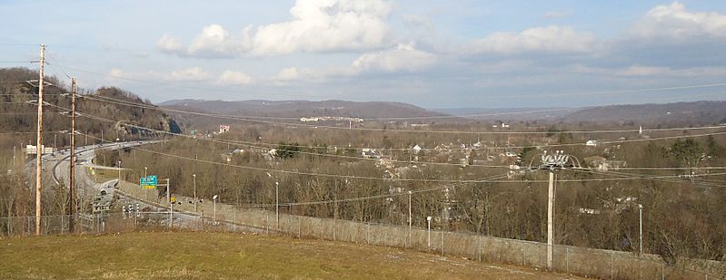 File:View from a hilltop in Butler NJ looking northeast over 287.jpg