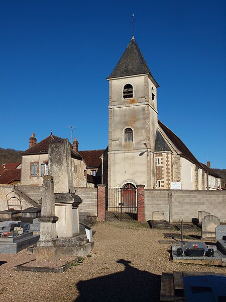 File:Villecien-FR-89-église-a4.jpg