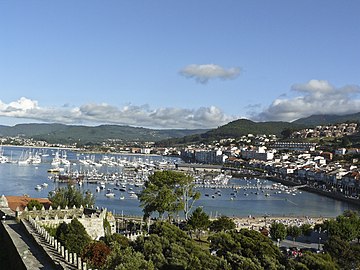 Vista do Porto de Baiona desde Monterreal