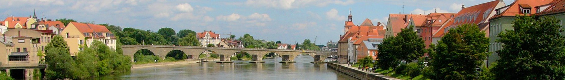 Regensburg.jpgのWVバナーオーバープファルツドナウ川