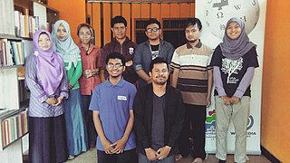 First Javanese WikiTraining