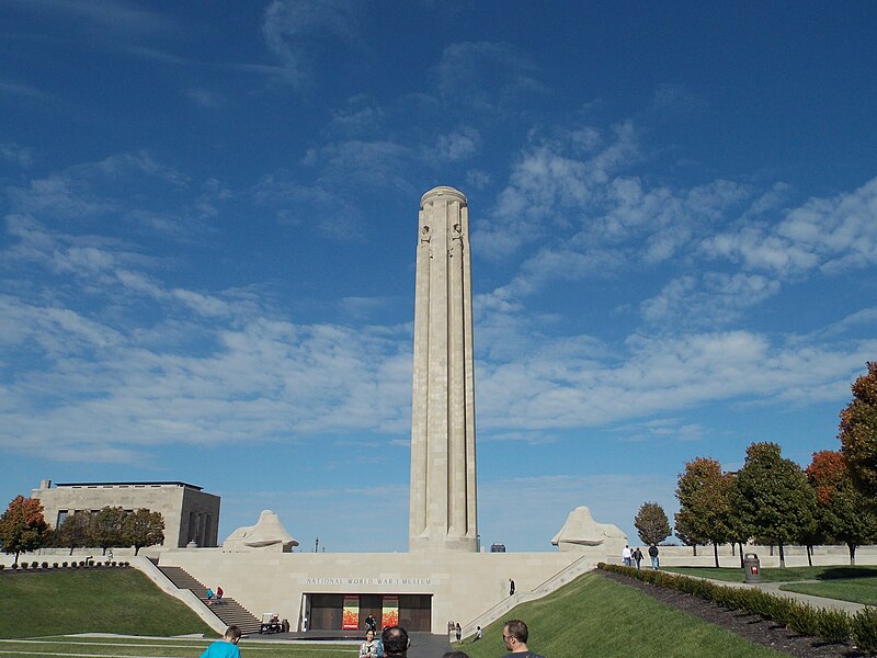 File:World War One Memorial 01.jpg