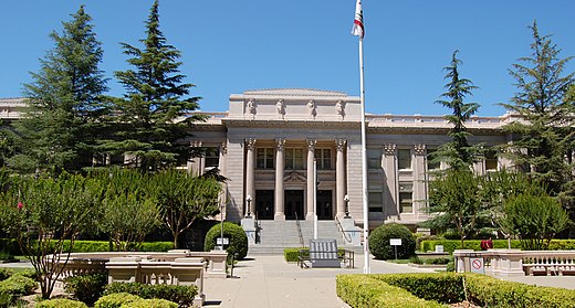 Yolo County Courthouse (cropped).jpg